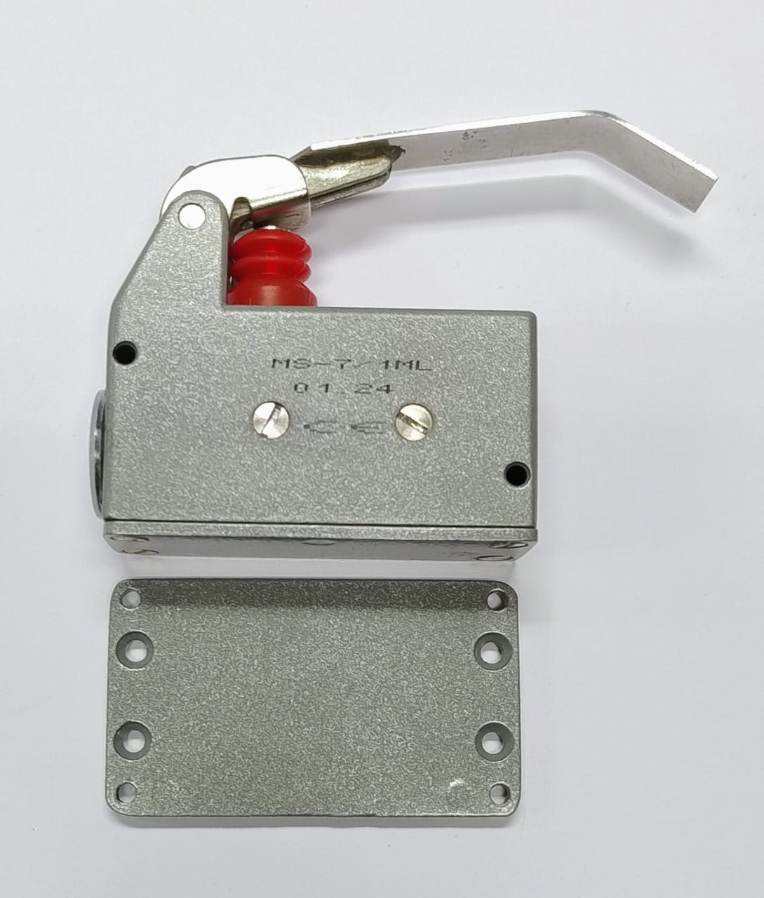 Essen MS-7/1ML metal-housed Limit Switch